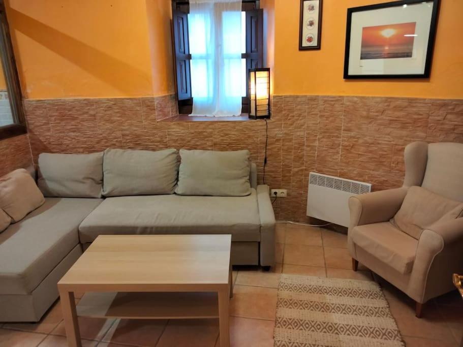 La Casina Roja - Santolaya De Cabranes Villa Arboleya ภายนอก รูปภาพ